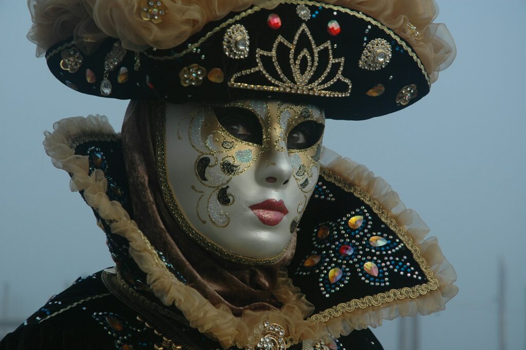 Venice: Carnival Mask Making with a Local Artisan tour experience